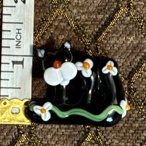Vintage lampwork cat bead